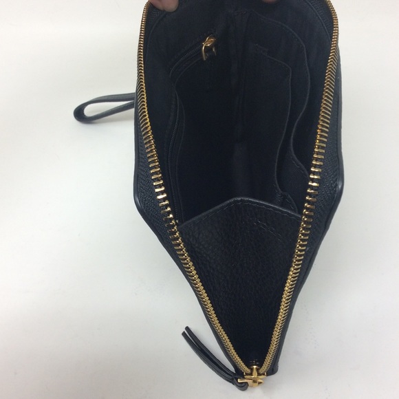 Authentic Tory Burch Britten Large Zip Pouch Wallet Wristlet Black Leather - Picture 11 of 14